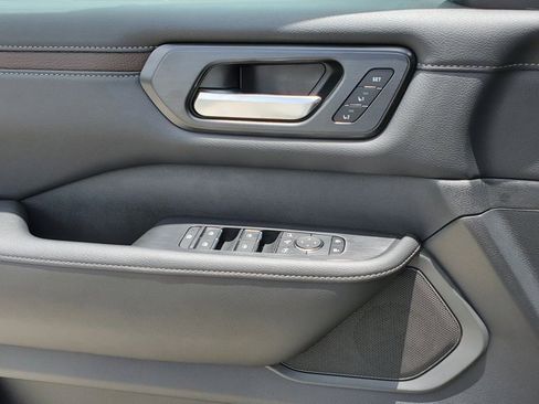 New 2026 Nissan Armada SL image 12