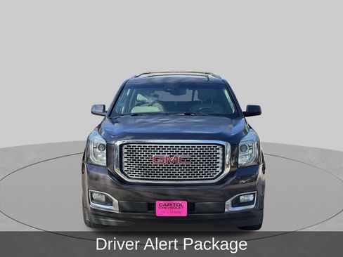 Used 2015 GMC Yukon Denali w/ Touring Package RWD image 8