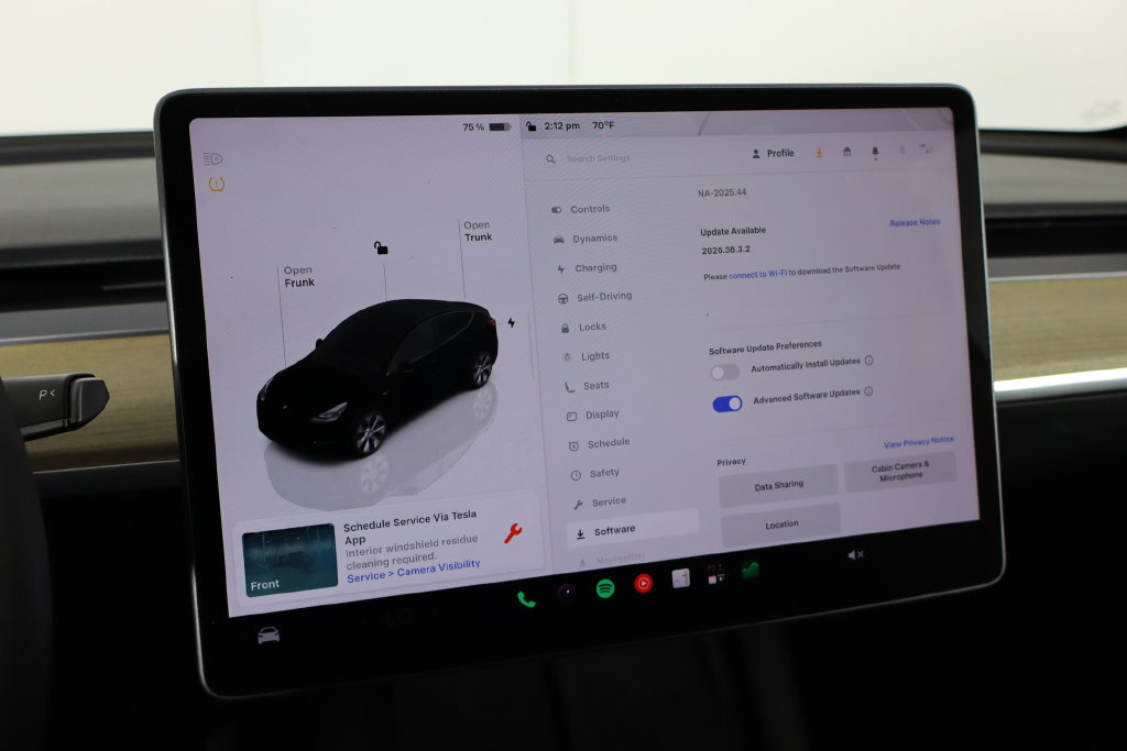 Used 2023 Tesla Model Y 2WD image 39