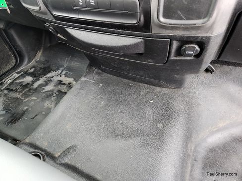 Used 2018 RAM 2500 Tradesman image 26