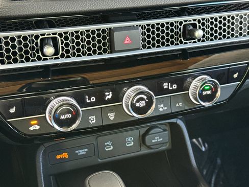 Certified 2025 Honda Civic FWD Hybrid Sedan image 19