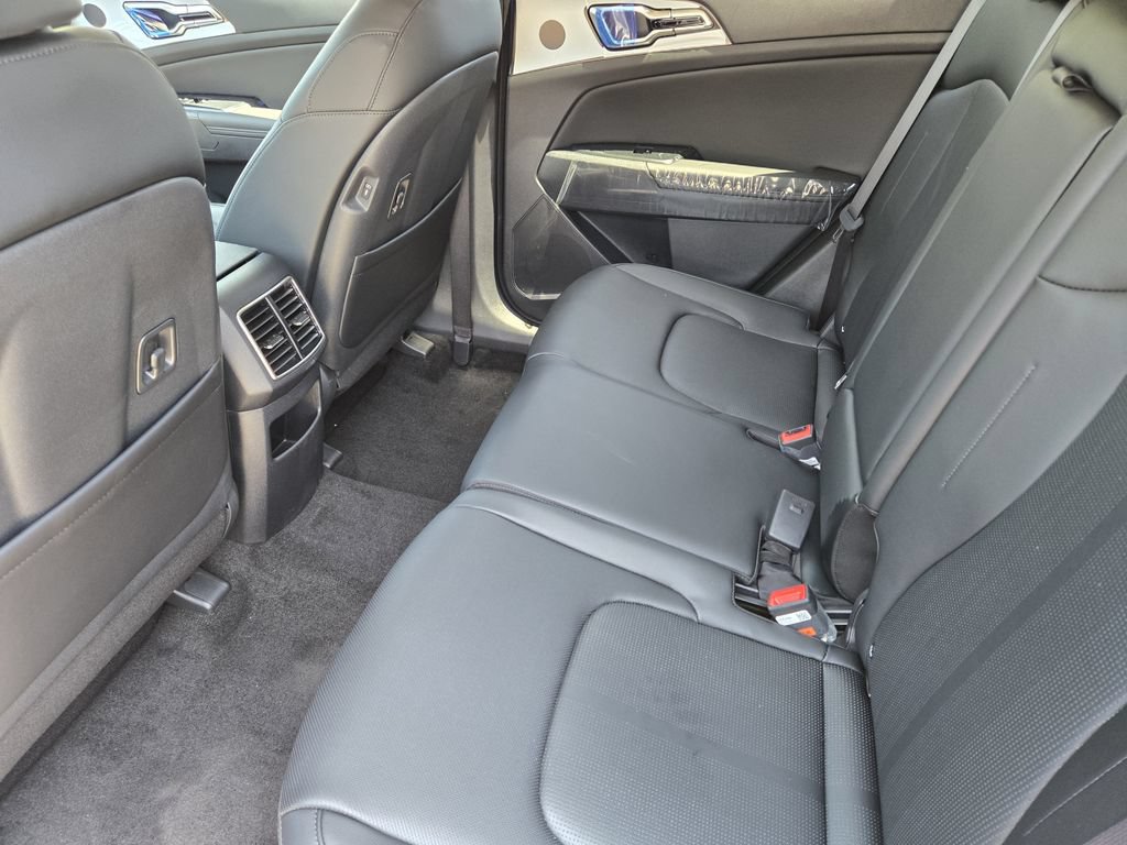 New 2026 Kia Sportage EX FWD image 19