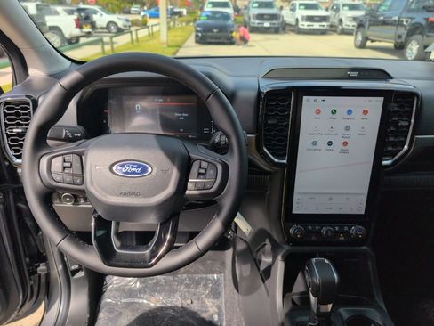 New 2025 Ford Ranger XLT w/ Equipment Group 301A High image 19