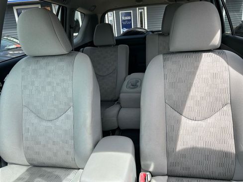 Used 2012 Toyota RAV4 4WD w/ Value Pkg image 17