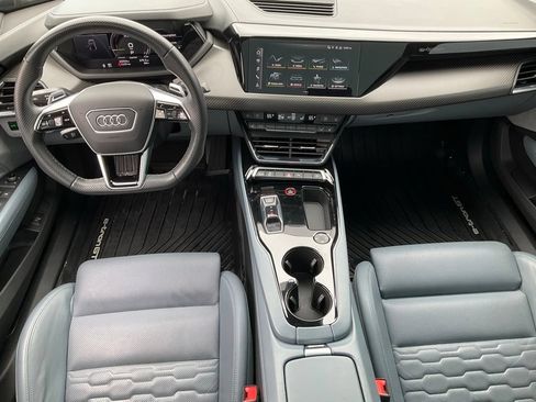 Used 2022 Audi e-tron GT Premium Plus AWD/4WD image 43