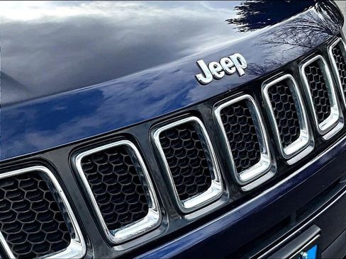 Used 2021 Jeep Compass Latitude w/ Convenience Group AWD/4WD image 31