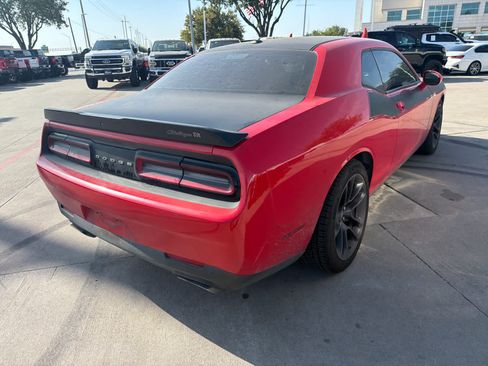 Used 2022 Dodge Challenger R/T w/ T/A Package RWD image 4