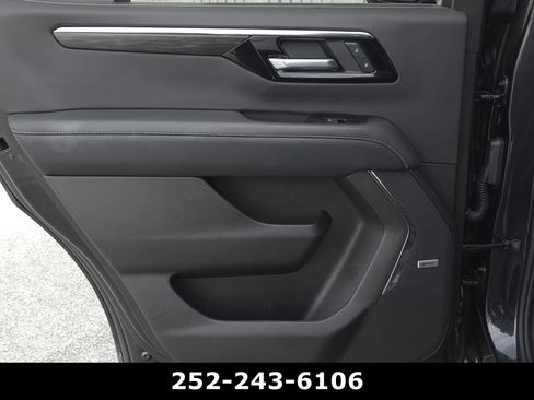 Used 2025 Chevrolet Tahoe Premier image 34