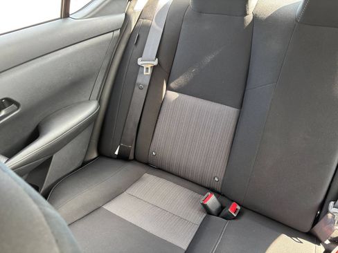 Used 2025 Nissan Sentra SV FWD image 36