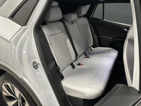 Used 2021 Volkswagen ID.4 Pro S image 31