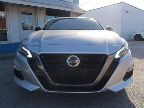 Used 2019 Nissan Altima 2.5 SR image 9