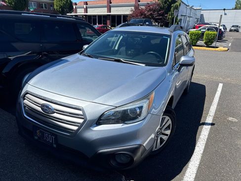 Used 2016 Subaru Outback 2.5i Premium AWD/4WD image 1
