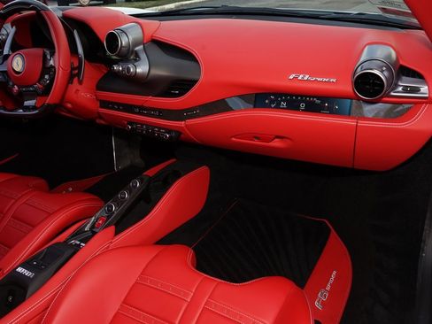 Used 2023 Ferrari F8 Tributo image 12