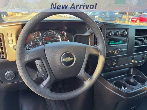 Certified 2024 Chevrolet Express 2500 w/ Driver Convenience Package image 7