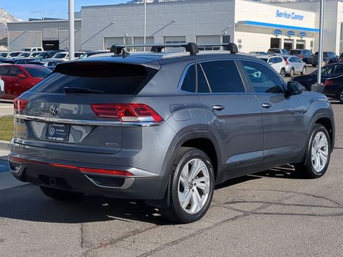 Used 2021 Volkswagen Atlas Cross Sport SEL image 3
