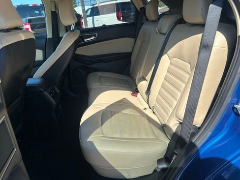 Used 2022 Ford Edge SEL image 15
