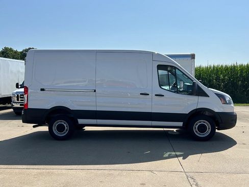 New 2025 Ford Transit 250 148 Medium Roof RWD image 2