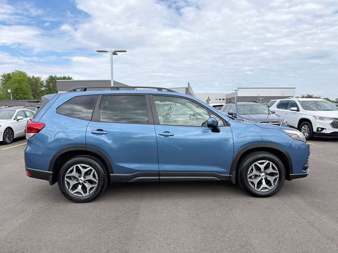Certified 2023 Subaru Forester Premium AWD/4WD image 14