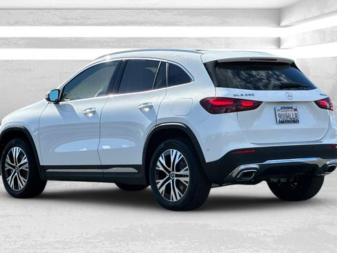 Certified 2025 Mercedes-Benz GLA 250 4MATIC image 6