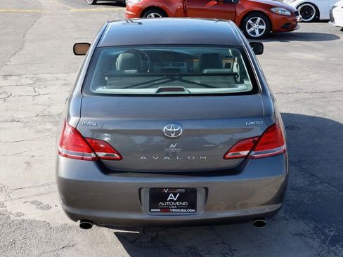 Used 2005 Toyota Avalon Limited image 12