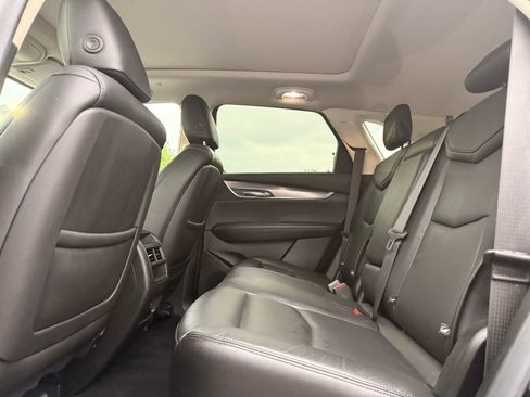 Used 2019 Cadillac XT5 Luxury AWD/4WD image 26