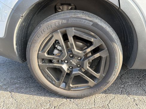 Used 2023 Kia Telluride EX X-Line AWD/4WD image 9