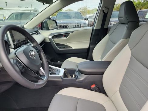 Used 2025 Toyota RAV4 XLE Premium image 13