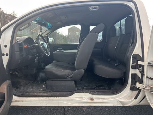 Used 2015 Nissan Titan S w/ S Popular Equipment Package image 5