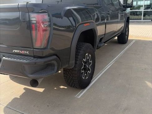 Used 2025 GMC Sierra 2500 AT4X AWD/4WD image 6