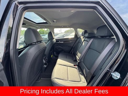 Used 2025 Kia Seltos EX w/ EX Sunroof Package AWD/4WD image 12