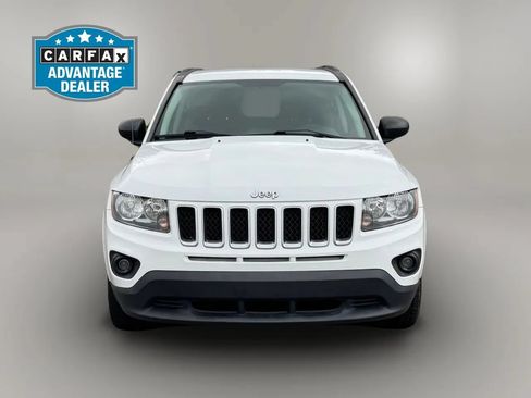 Used 2016 Jeep Compass Sport FWD image 2