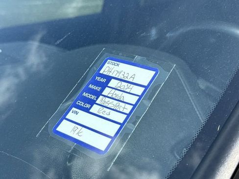Used 2024 Honda Passport Black Edition image 10