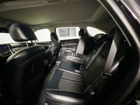 Used 2021 Kia Sorento S w/ Panoramic Sunroof Package FWD image 28