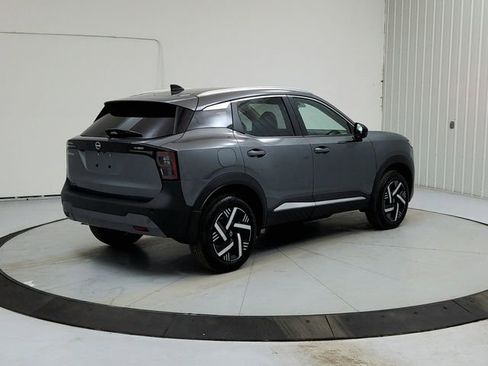 New 2026 Nissan Kicks SV w/ SV Premium Package image 7