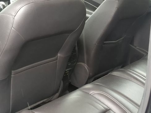 Used 2018 Ford C-MAX Titanium w/ Equipment Group 301A image 18