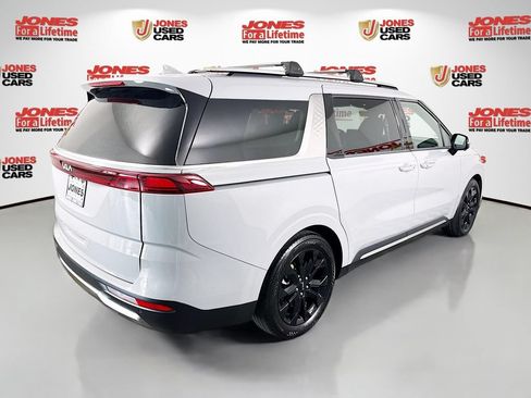 Used 2024 Kia Carnival SX Prestige FWD image 19