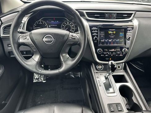 Used 2024 Nissan Murano SV w/ SV Midnight Edition Package image 16