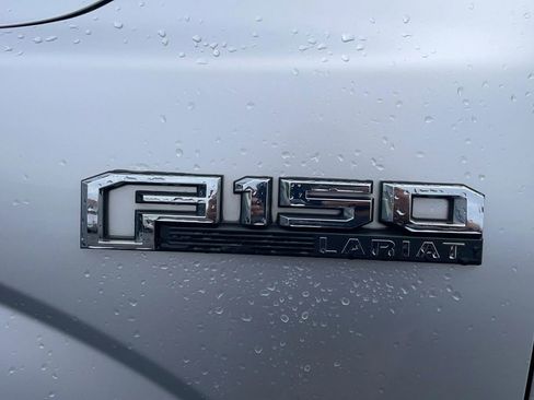 Used 2019 Ford F150 Lariat w/ Equipment Group 502A Luxury AWD/4WD image 42