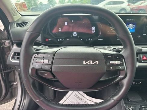 Used 2025 Kia K4 EX FWD image 16