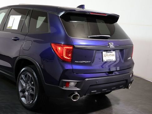 Used 2023 Honda Passport EX-L image 11