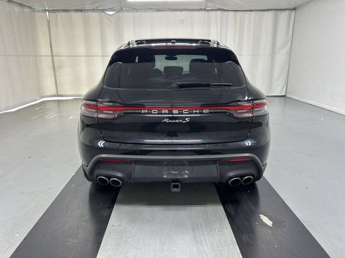 Certified 2024 Porsche Macan S AWD/4WD image 22