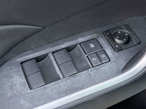 Used 2019 Toyota RAV4 XLE w/ Convenience Package image 26