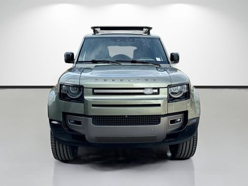 Used 2021 Land Rover Defender 110 X-Dynamic SE AWD/4WD image 8