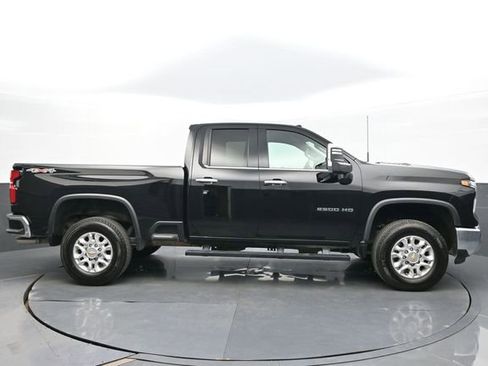 Used 2024 Chevrolet Silverado 2500 LTZ image 6