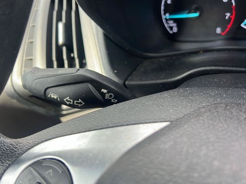 Used 2021 Ford Transit Connect XLT FWD image 27