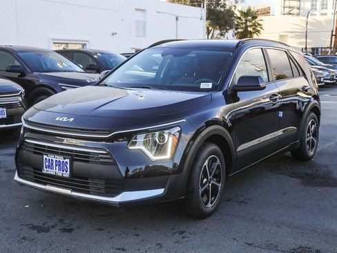 New 2026 Kia Niro LX FWD image 12