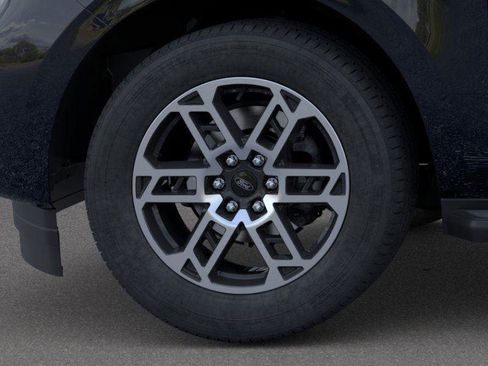 New 2025 Ford Expedition Active image 19