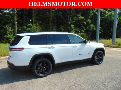 Certified 2024 Jeep Grand Cherokee L Limited w/ Black Appearance Package AWD/4WD image 13