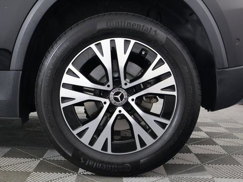 Certified 2025 Mercedes-Benz GLA 250 image 16