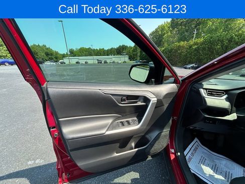 Used 2023 Toyota RAV4 XLE w/ Convenience Package AWD/4WD image 20